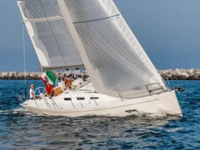 Italia Yachts - Italia 12.98