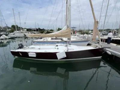 J Boats J 7