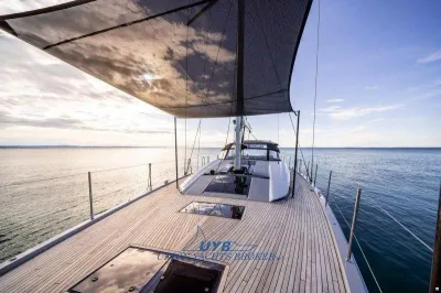 Jeanneau 65