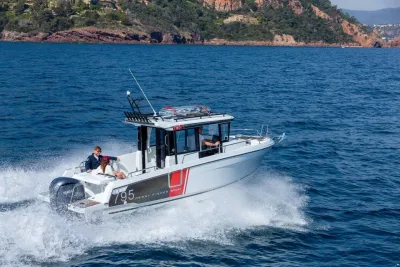 Jeanneau 795 Merry Fisher Sport Serie2