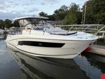 Jeanneau Cap Camarat 10.5 WA S2
