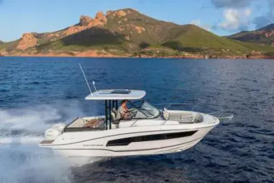Jeanneau Cap Camarat 9.0 WA S2 - inkl. 2x250PS Me
