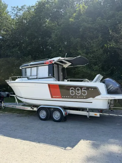 Jeanneau Merry Fisher 695 Sport