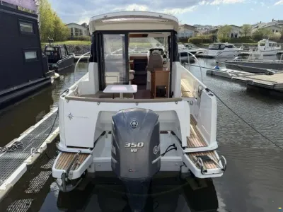 Jeanneau Merry Fisher 855