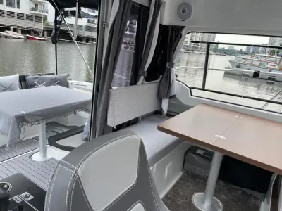 Jeanneau Merry Fisher 895