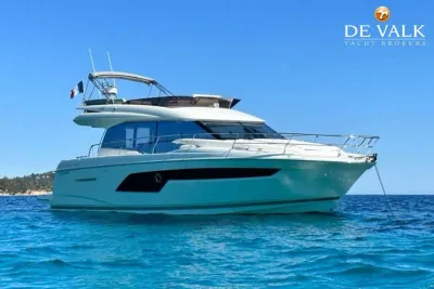 Jeanneau Prestige 50.