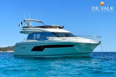 JEANNEAU PRESTIGE 520 motor yacht for sale