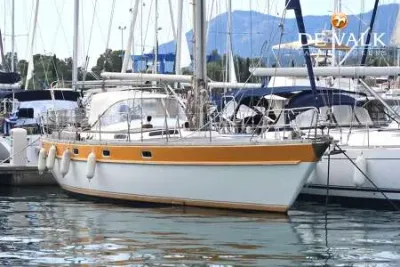 JEANNEAU SUN FIZZ 40 sailing yacht for sale