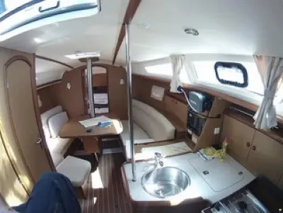 Jeanneau Sun Odyssey 32i