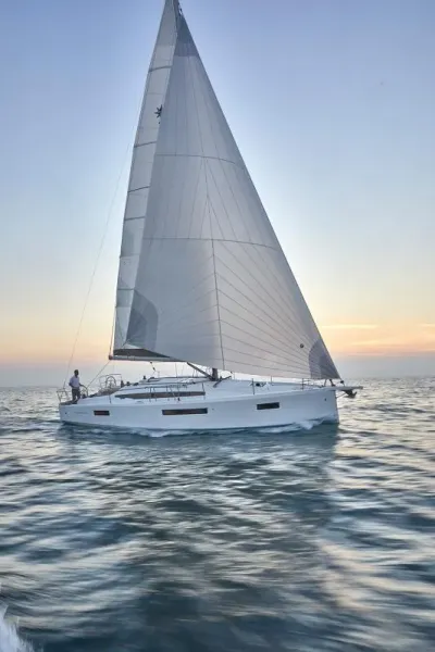 Jeanneau Sun Odyssey 350 2026
