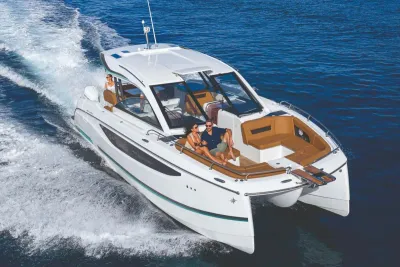 Jeanneau TH38 2026