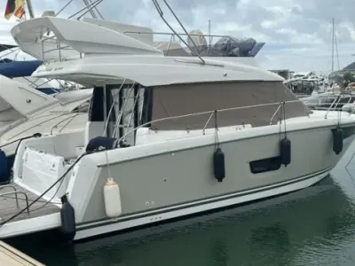 Jeanneau Velasco 37