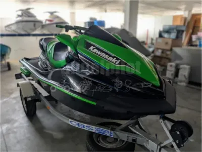 Kawasaki Ultra 310R