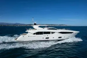 LADY VOLANTIS 113' Sunseeker 2014