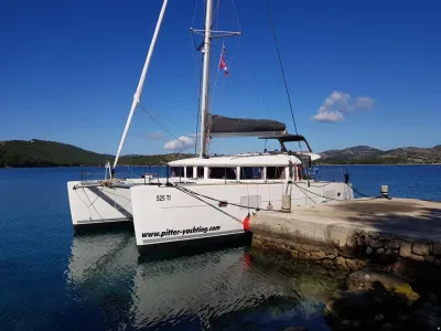 Lagoon 400