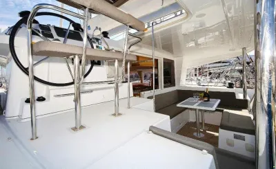 Lagoon 400 S2