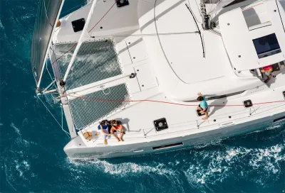 Lagoon 42