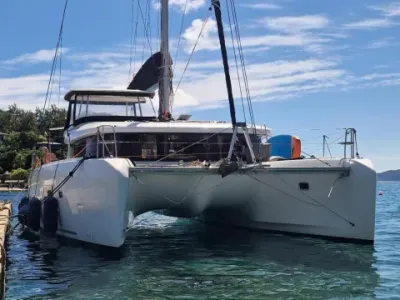 Lagoon 42