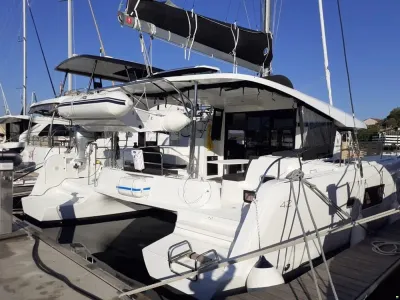 Lagoon 42