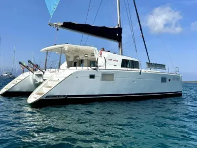 Lagoon 440