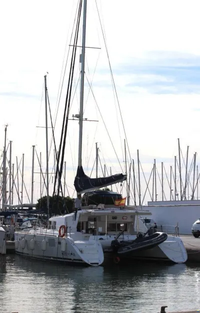 Lagoon 440