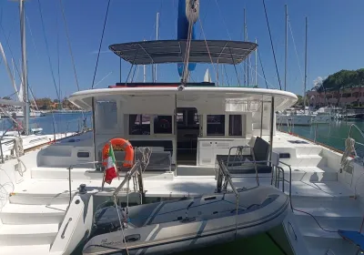 Lagoon 450F