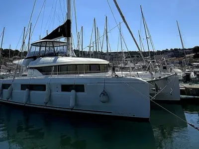Lagoon 50