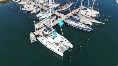 Lagoon 55