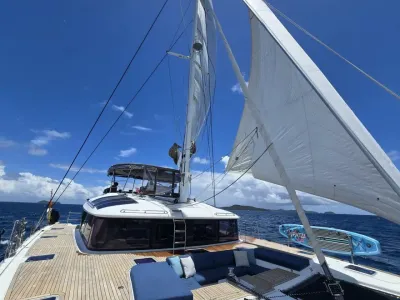 Lagoon 560