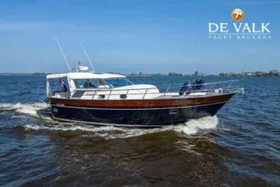 LAGOON POWER 43 motor yacht for sale