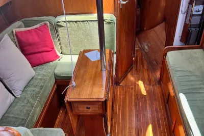 Lancer Yachts 40 Motorsailer 1985