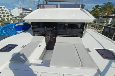 Leopard 40 Powercat