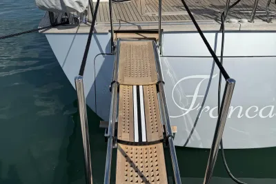 Leopard 45 2019