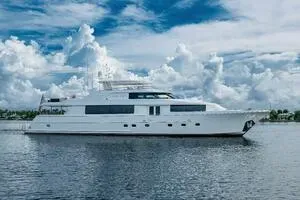 LILA CUY 112' Westport 2006