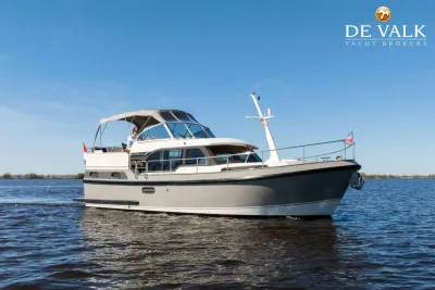 LINSSEN 35 SL AC motor yacht for sale
