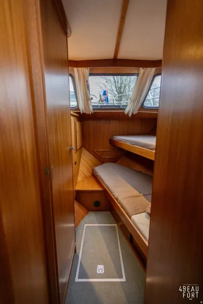 Linssen 37 SE
