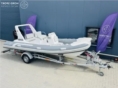 Liya 520 Rib Center Console