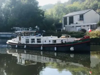 Luxemotor Dutch barge