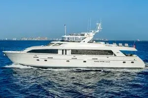 MAGIC 100' Hatteras 2005