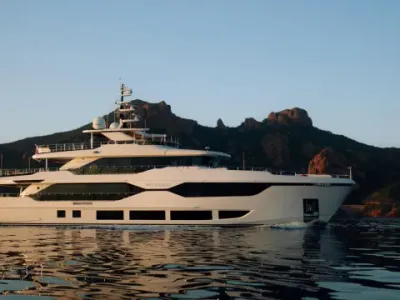 Majesty 120