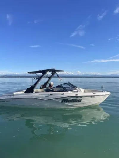 Malibu Wakesetter 22 LSV