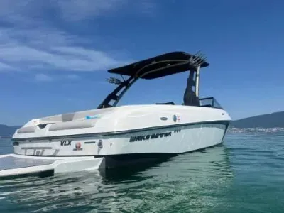 Malibu Wakesetter 22 VLX