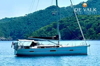 MALO 45 sailing yacht for sale