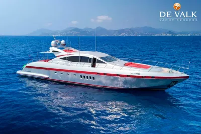 MANGUSTA 92 motor yacht for sale