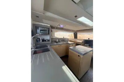 Manta 42 C 2000