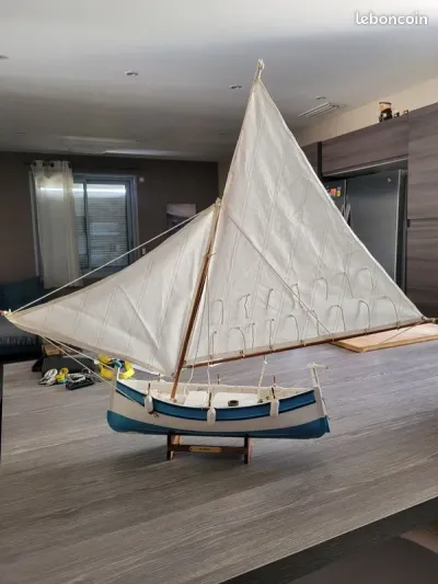Maquette voilier le pointu