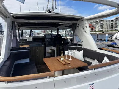 Marex 360 Cabriolet Cruiser