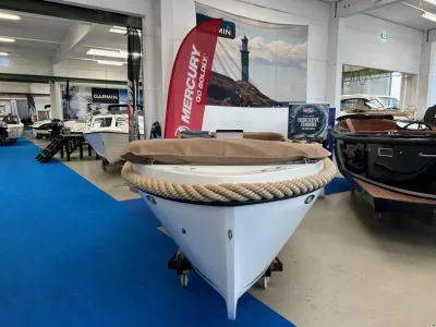 Maxima 600