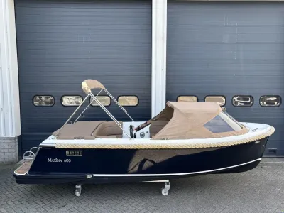 Maxima 600 Tender