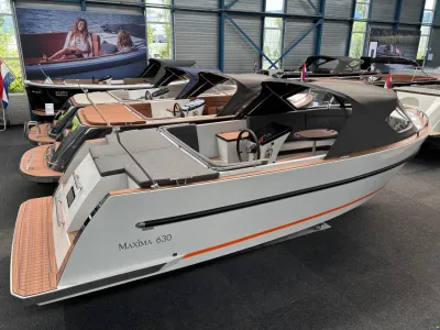 Maxima 630 Tender